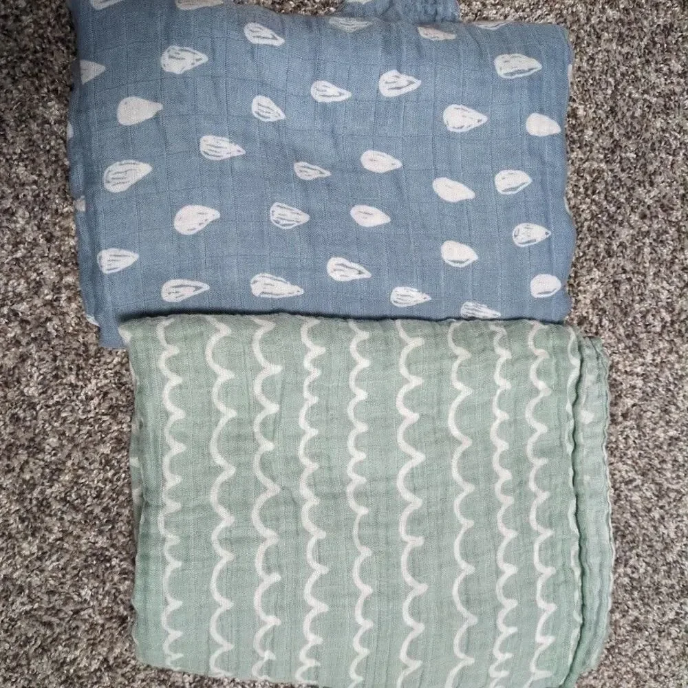 Lot Of 2 Comfy Cubs Blue Green Baby Muslin Swaddle Multi Purpose Blankets